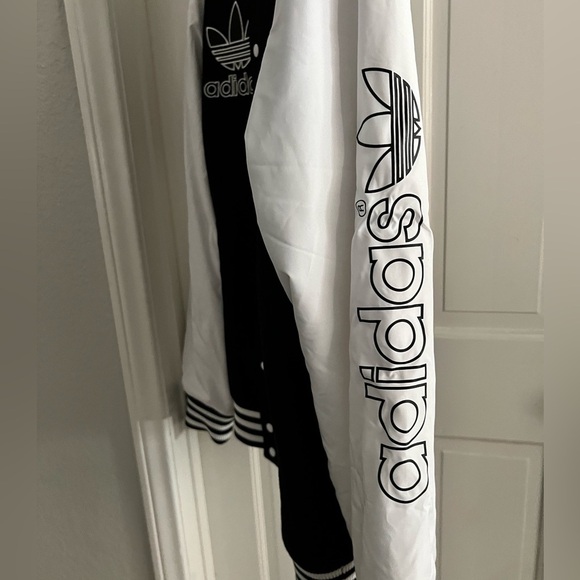 Adidas Limited Edition NBA Brooklyn Nets Varsity Jacket black white size XL - Picture 5 of 8